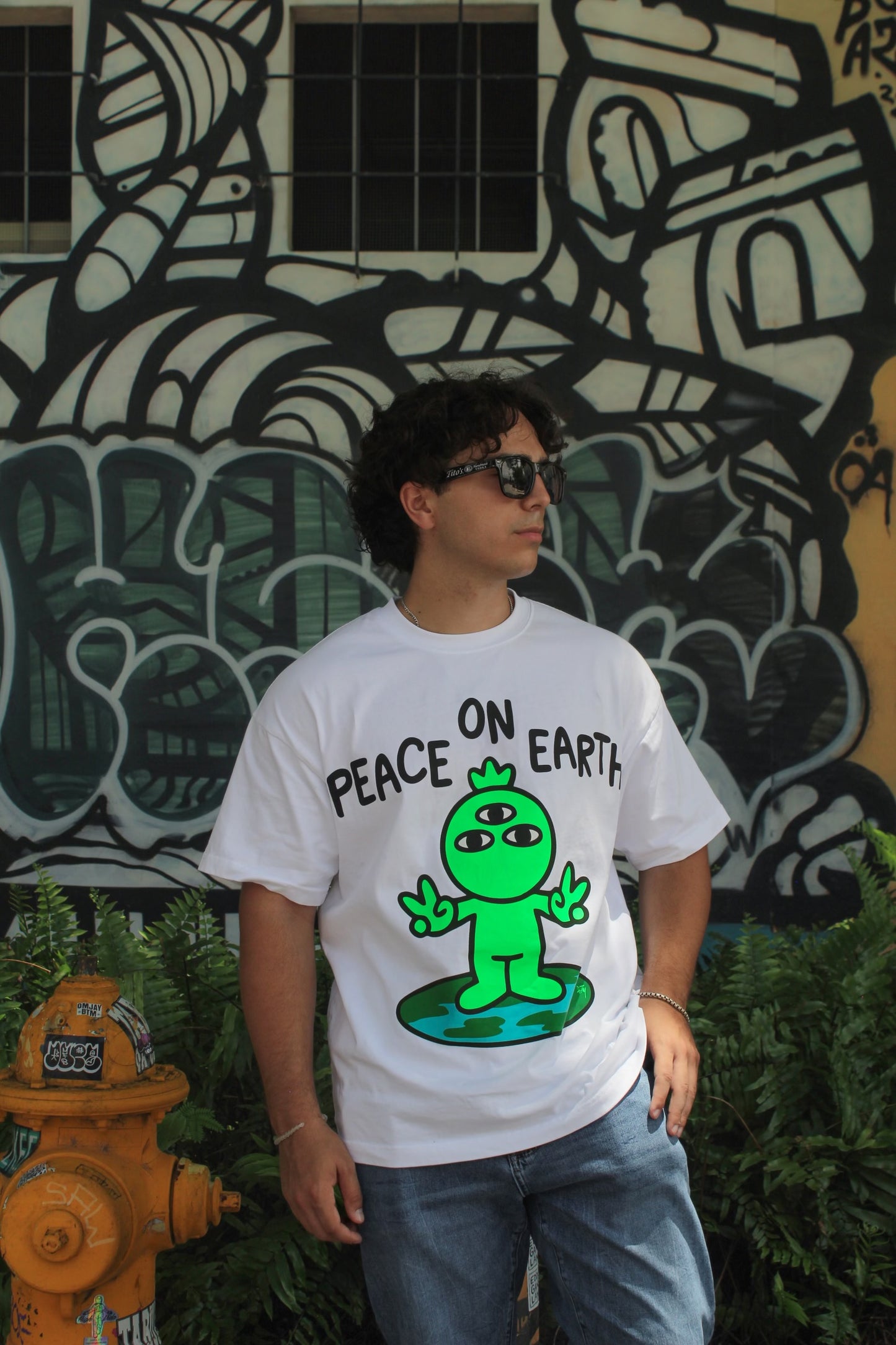 PEACE ON EARTH TEE